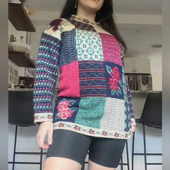 Oversized Long Wool Patterned Sweater (Reversible) - Picture 1 of 7